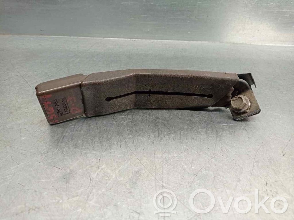 Toyota Hiace (H50, H60, H70) Bridă fixare centură de siguranță față 