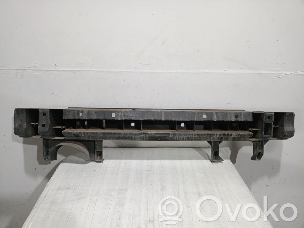 Renault Clio IV Front bumper mounting bracket 
