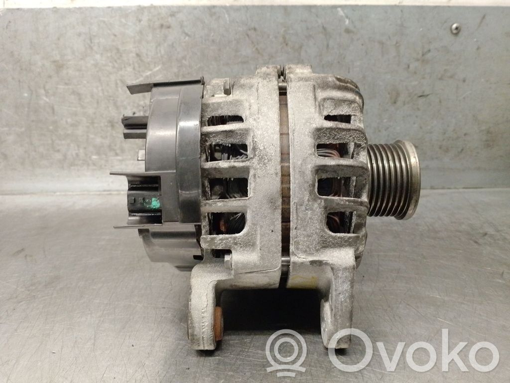 Renault Clio IV Ģenerators 