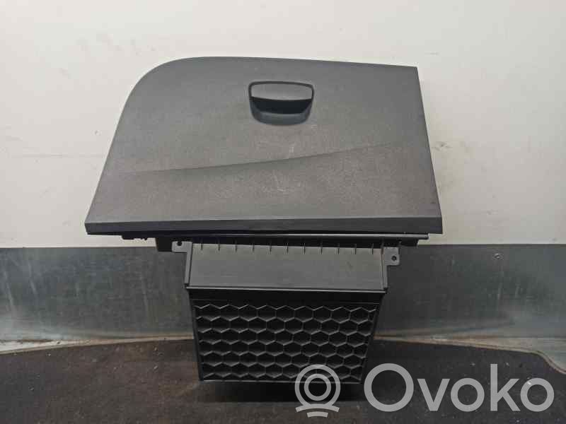 Seat Ibiza IV (6J,6P) Guantera