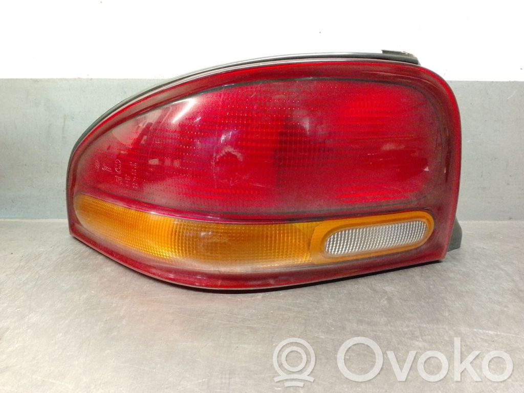 Chrysler Stratus Galinis žibintas kėbule 
