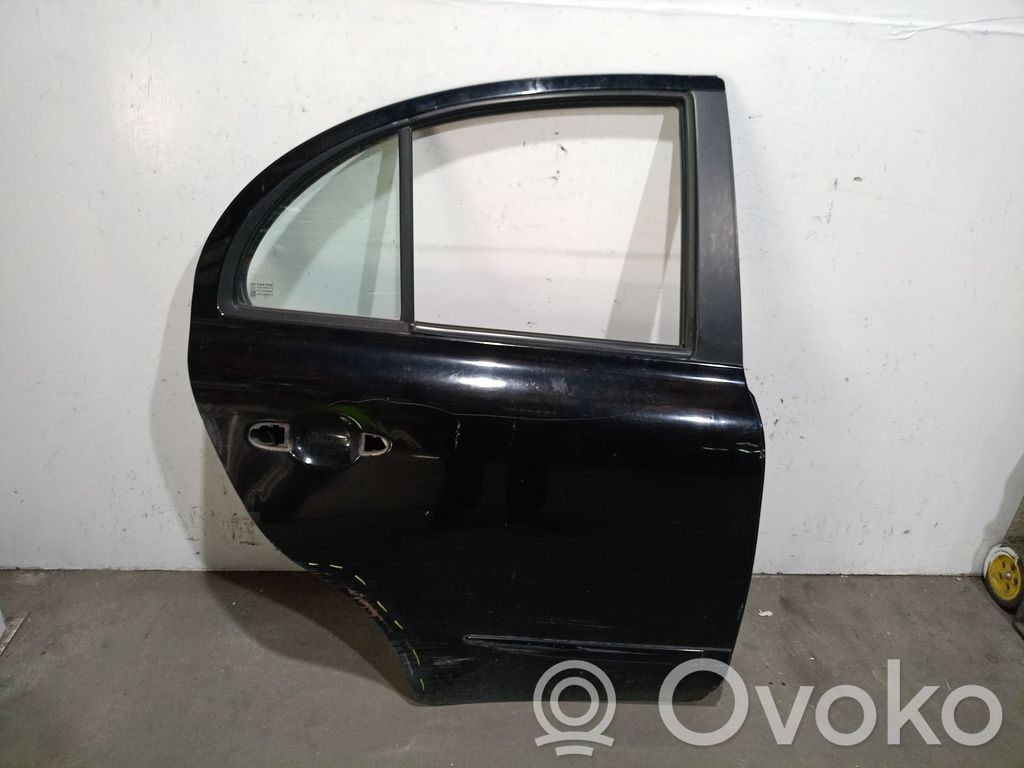 Nissan Micra Puerta trasera 