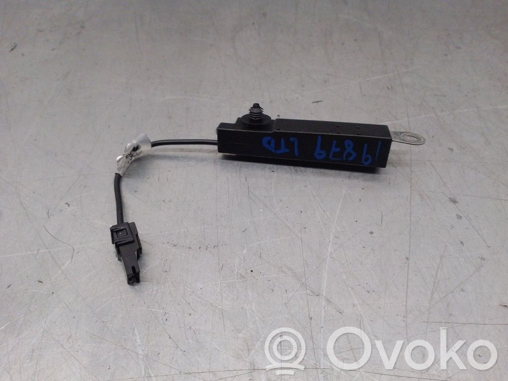 Mercedes-Benz GLK (X204) Antenă radio 