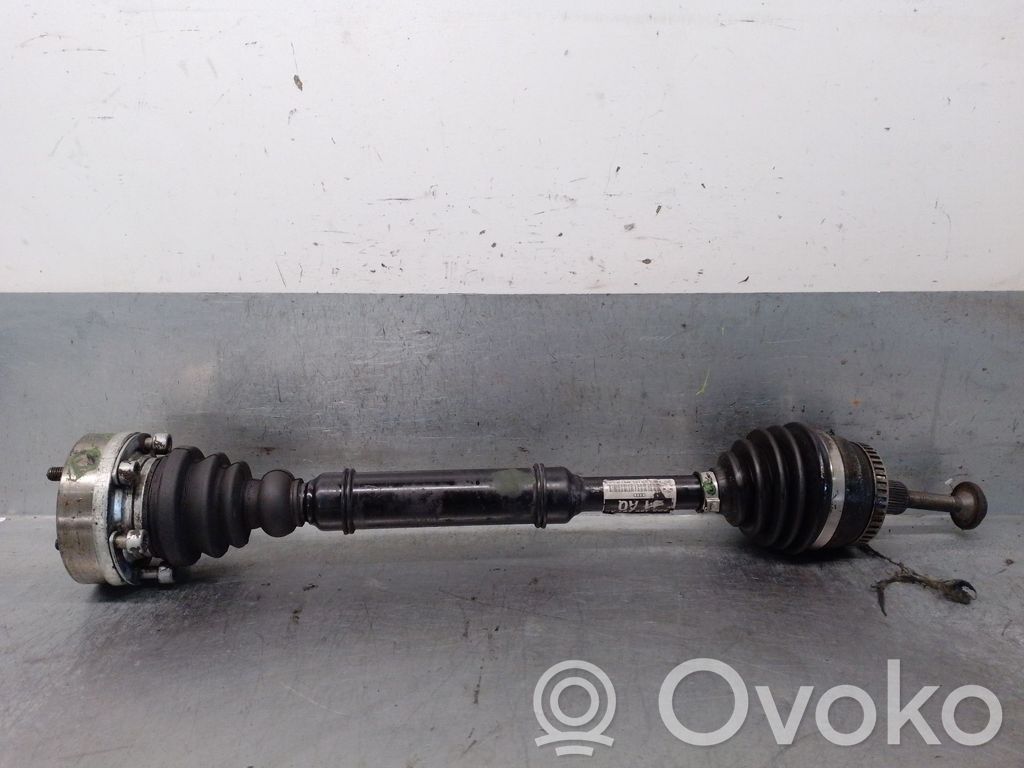 Audi A4 S4 B5 8D Etuvetoakseli 