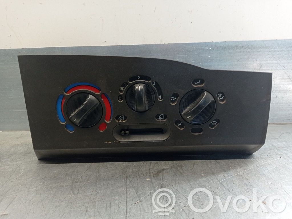 Iveco Daily 3rd gen Air conditioner control unit module 