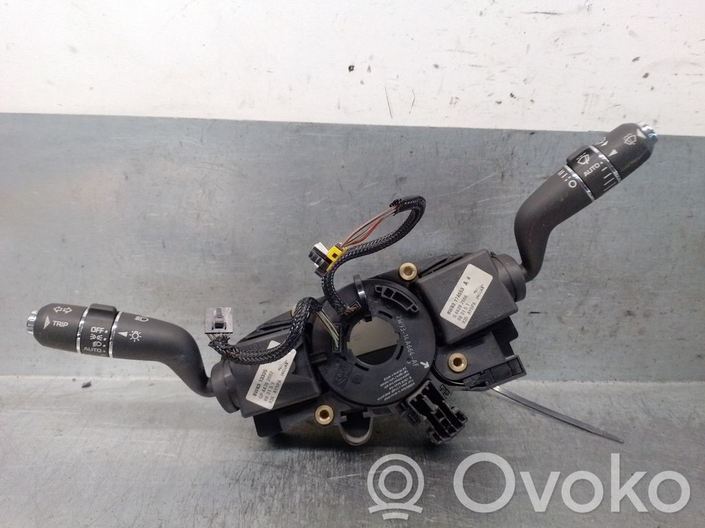Interruptor de control del panel de luces   8W8313N064AA,C2Z3217