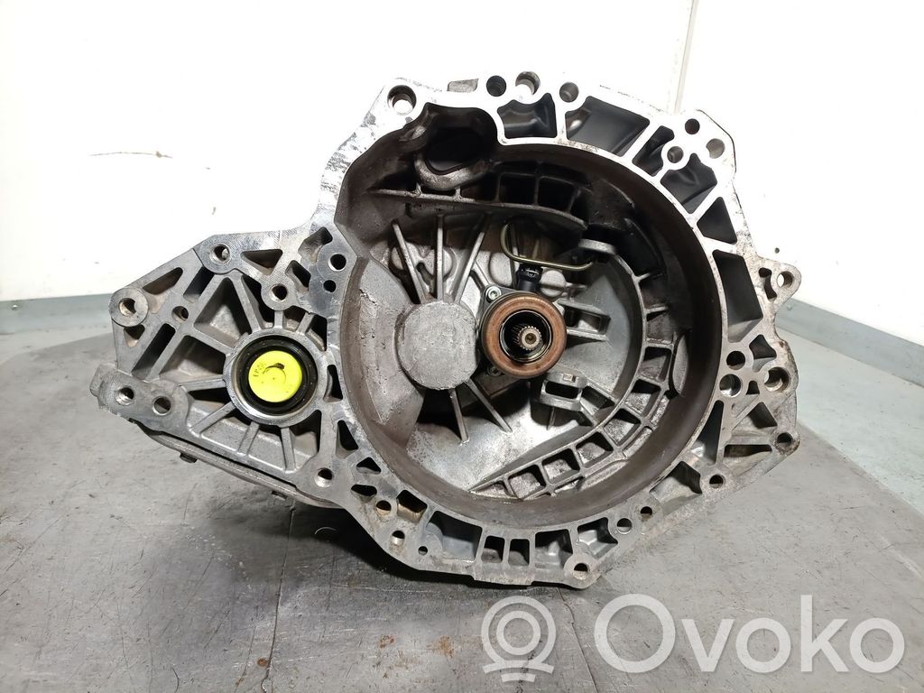 Opel Corsa E Scatola del cambio manuale a 5 velocità 