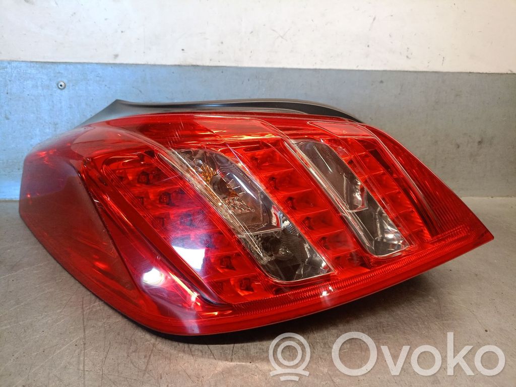 Peugeot 508 Lampă spate în caroserie 