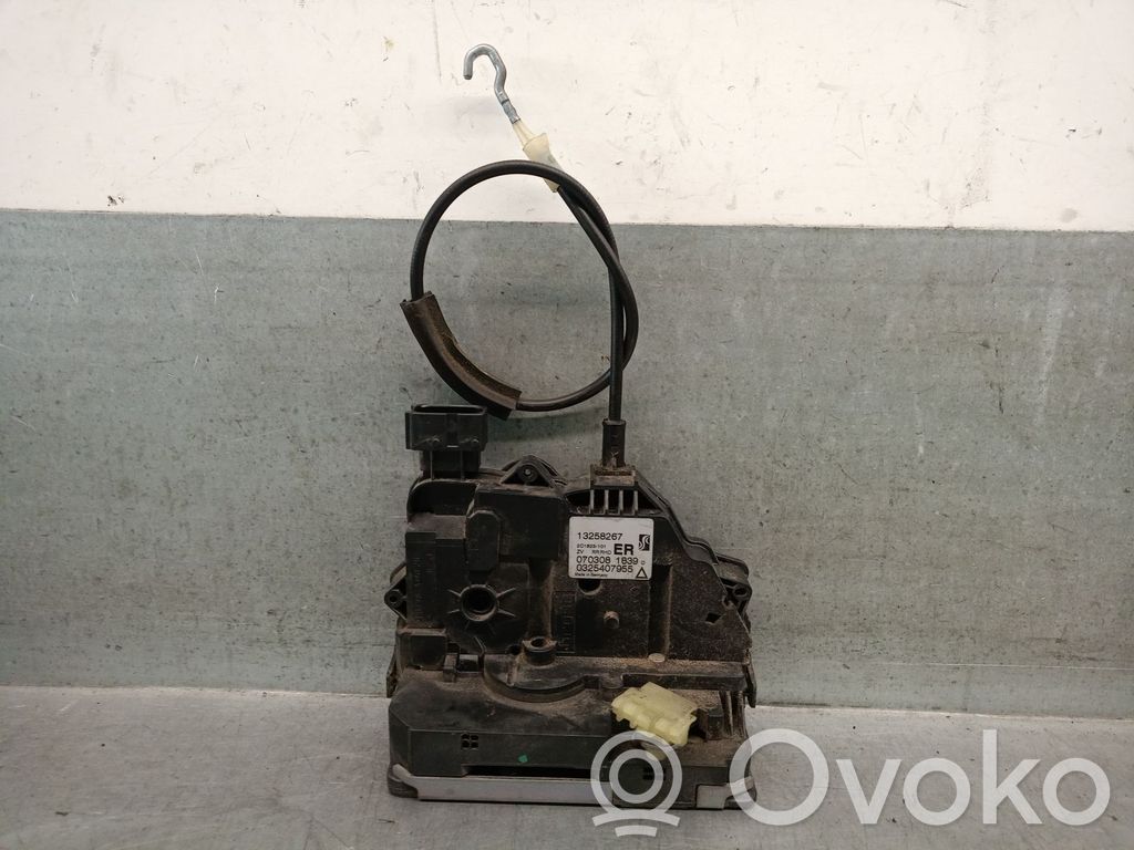 Opel Corsa D Încuietoare ușă spate 