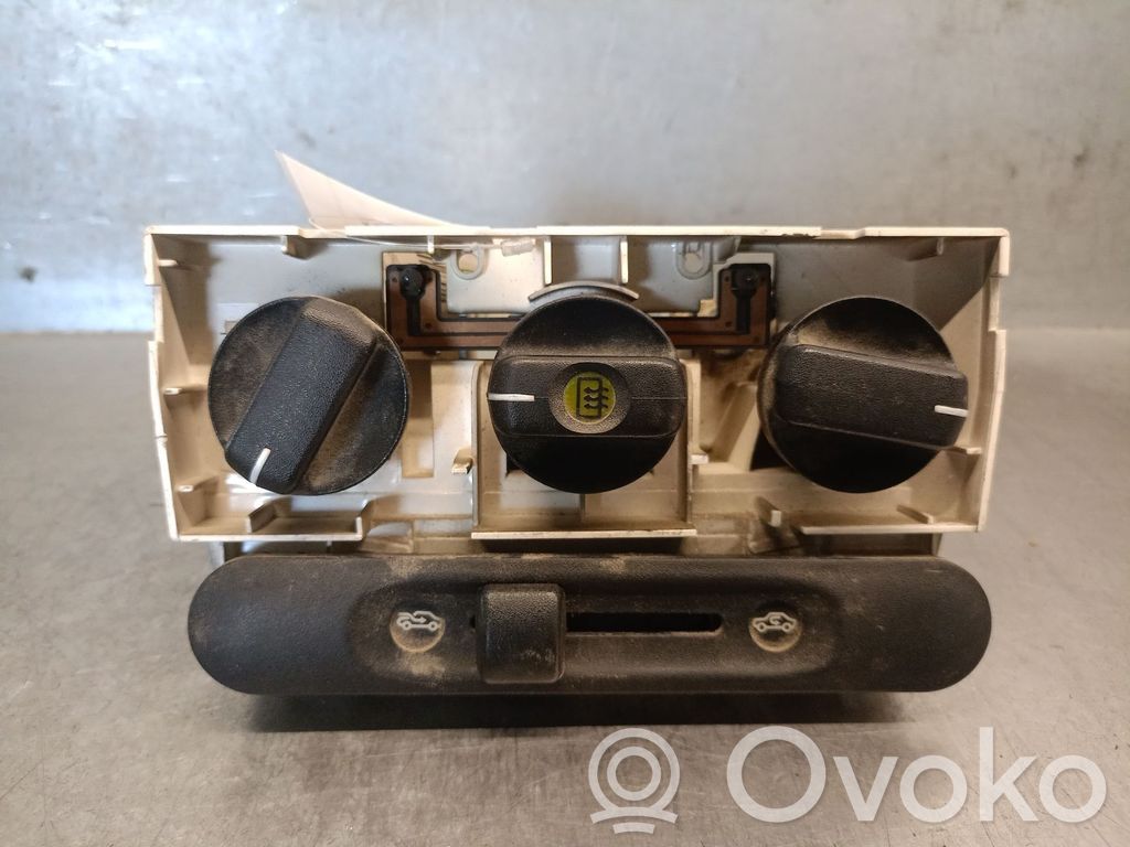 Opel Combo B Air conditioner control unit module 