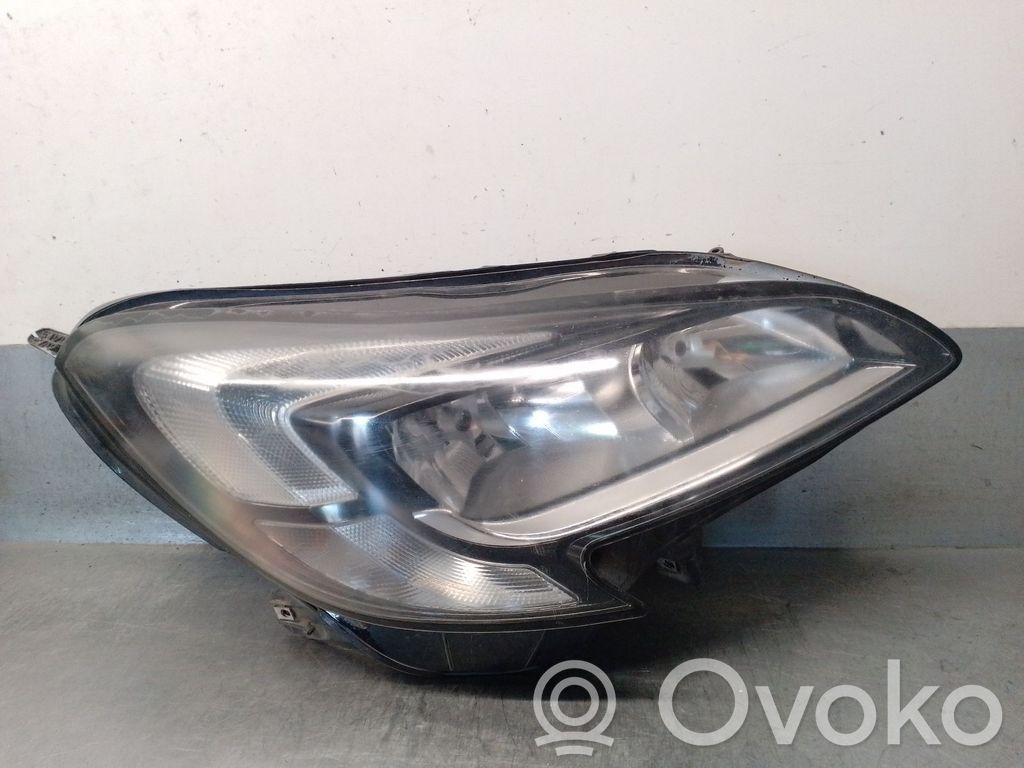 Opel Corsa E Headlight/headlamp 