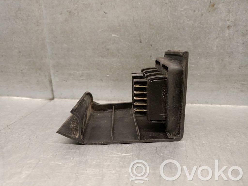 Peugeot 205 Electric window control switch 