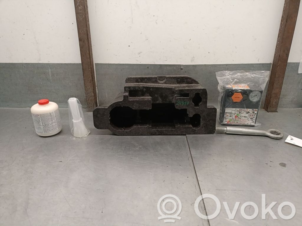 Jaguar XE Felgi aluminiowe R18 