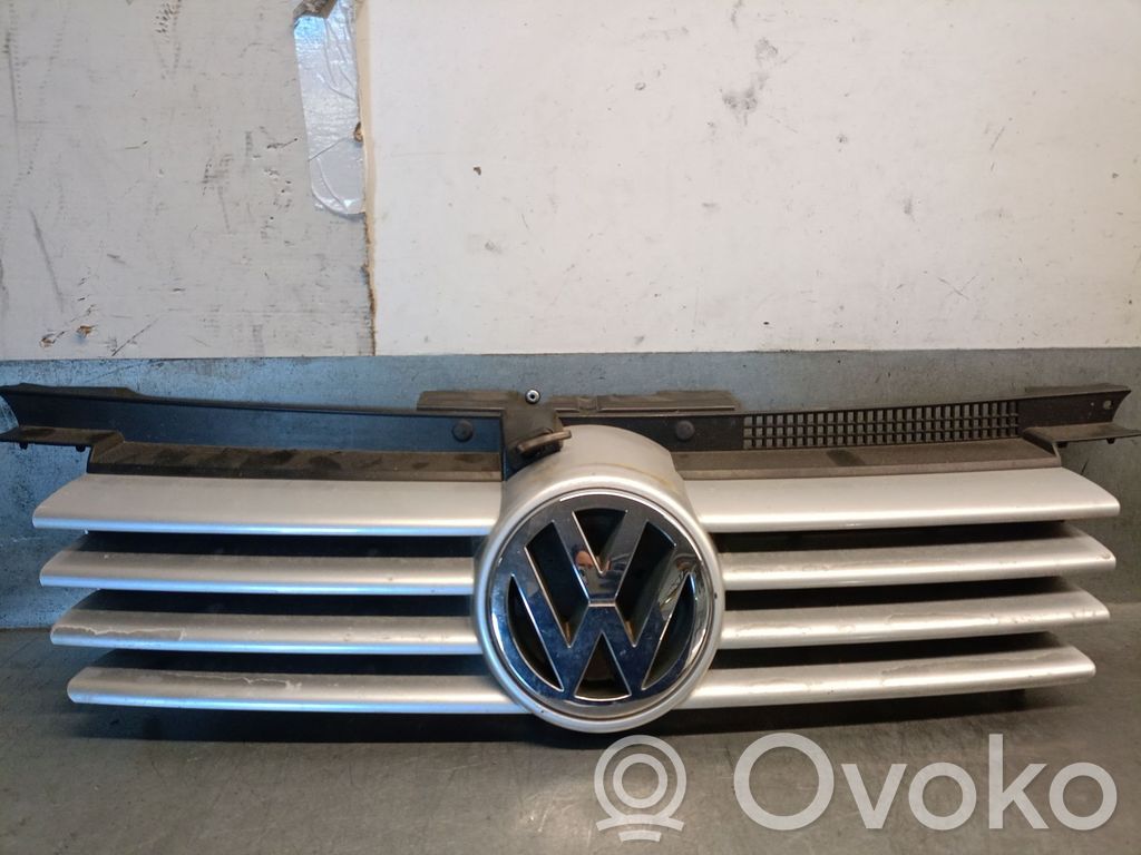 Volkswagen Bora Grilă față 