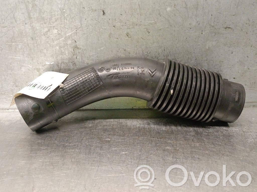 Ford Transit Conductă/furtun aer condiționat (A/C) 