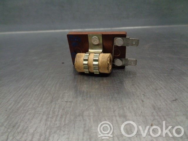 Rezystor / Opornik dmuchawy nawiewu   3700399680