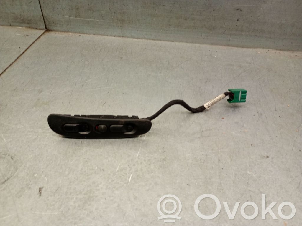 Opel Vectra B Electric window control switch 