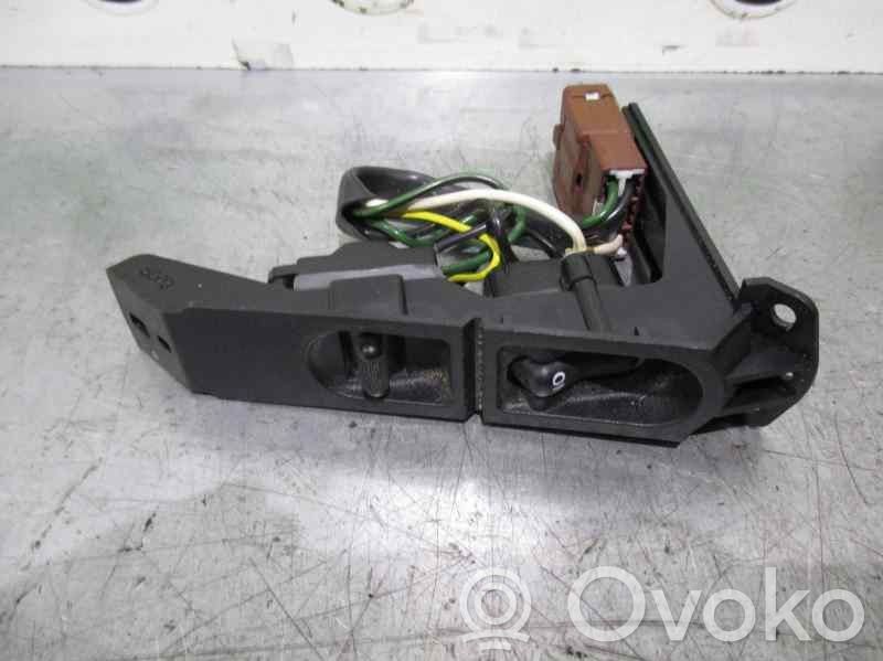 Interruptor del elevalunas eléctrico