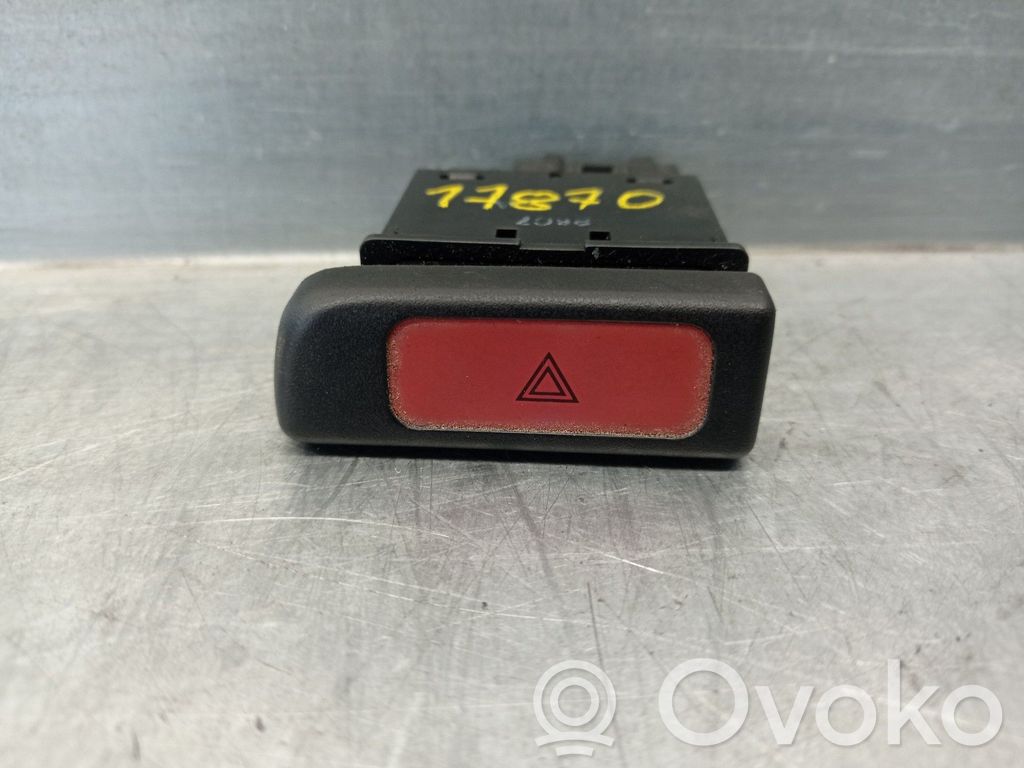 Hazard light switch   26C7
