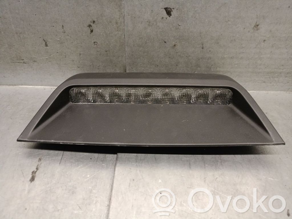 Renault Fluence Third/center stoplight 