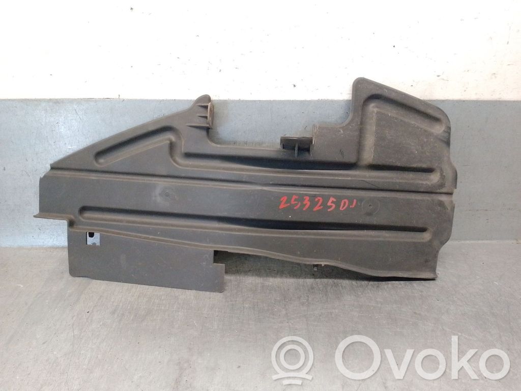 Toyota Avensis T220 Griglia anteriore