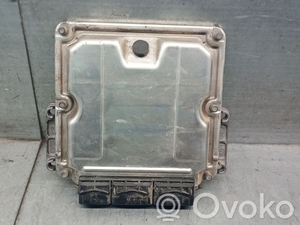 Renault Trafic II (X83) Unitate/modul de control motor 