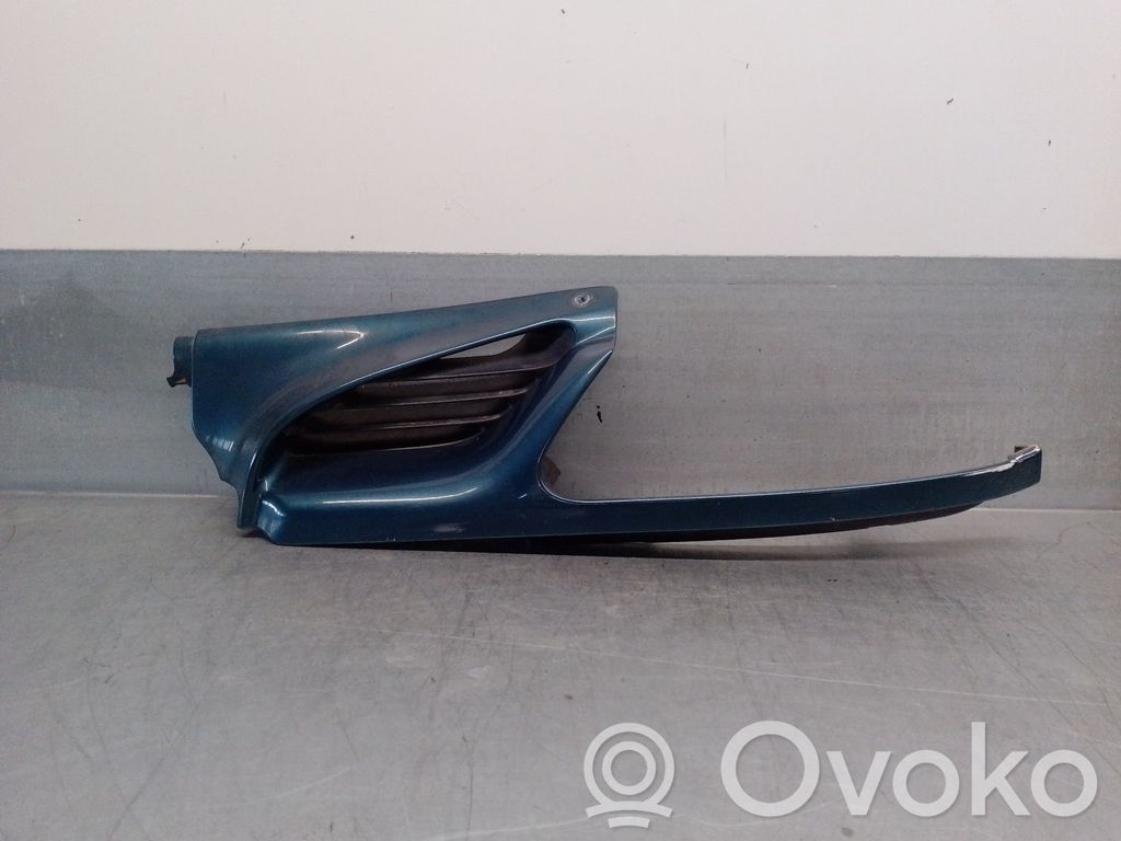 Renault Megane I Front grill 
