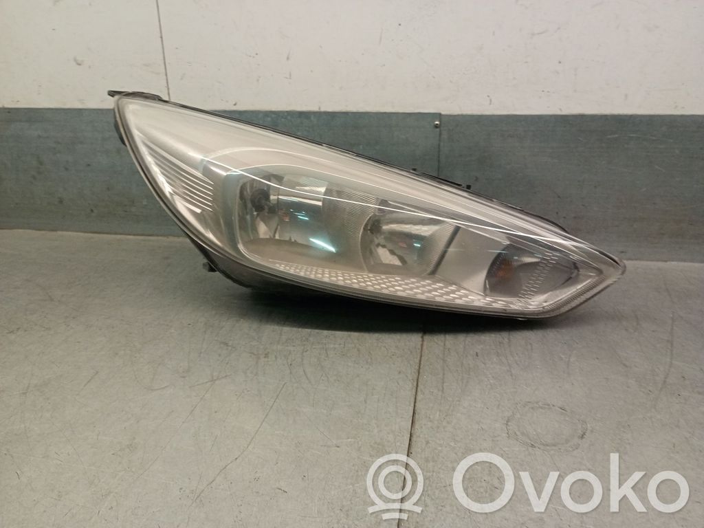 Ford Focus Headlight/headlamp 