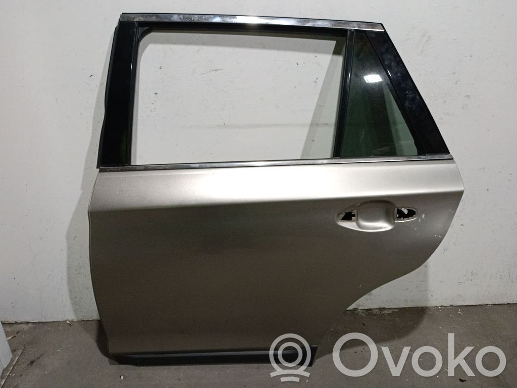 Subaru Legacy Galinės durys 