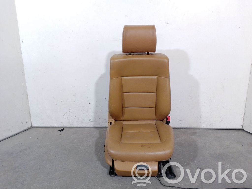 Mercedes-Benz E W212 Fotel przedni kierowcy 