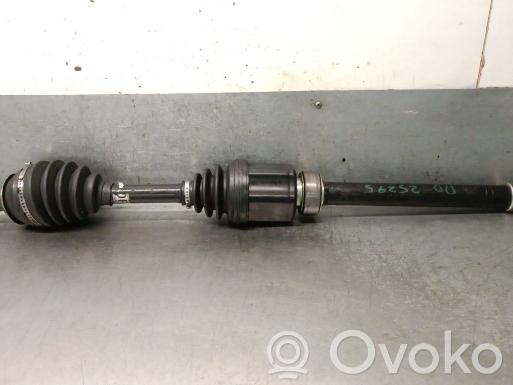 Nissan Qashqai Eje de transmisión delantero 