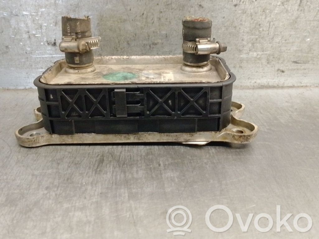 Volvo V50 Radiator ulei motor 