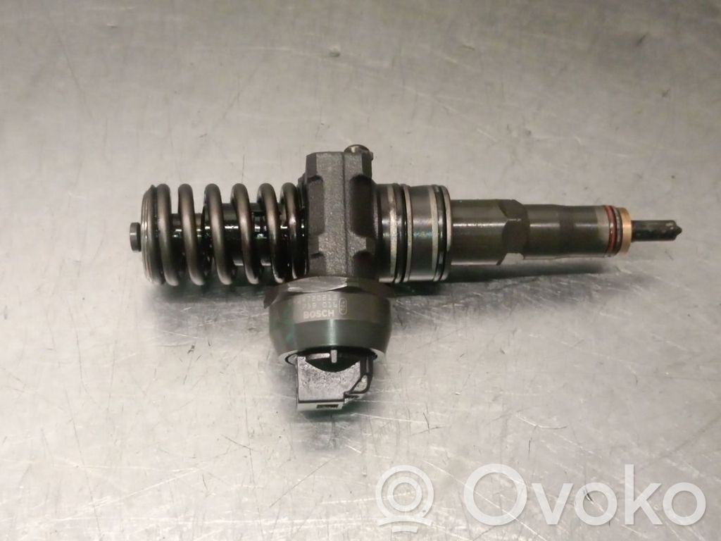 Skoda Fabia Mk2 (5J) Injector combustibil 