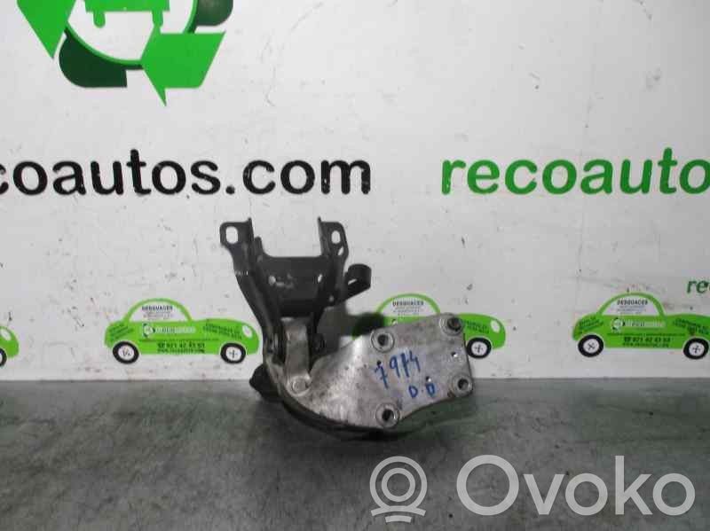 Rover 75 Dzinēja spilvens 