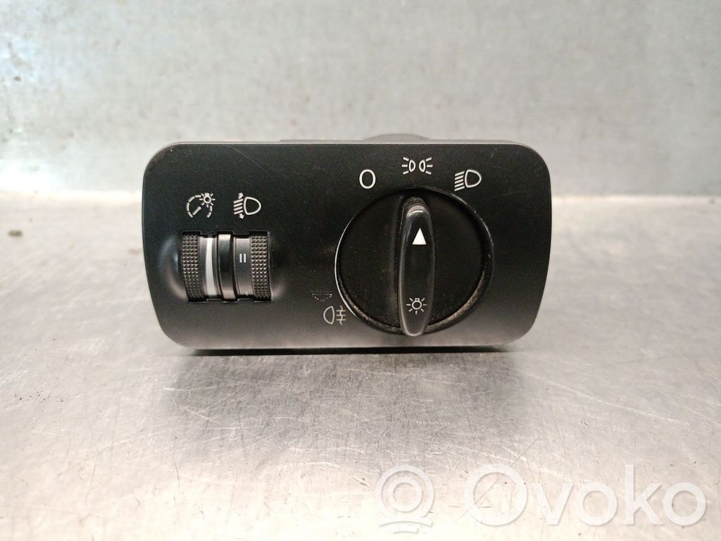 Interruptor de control del panel de luces   8L1941531E,8L1941531E