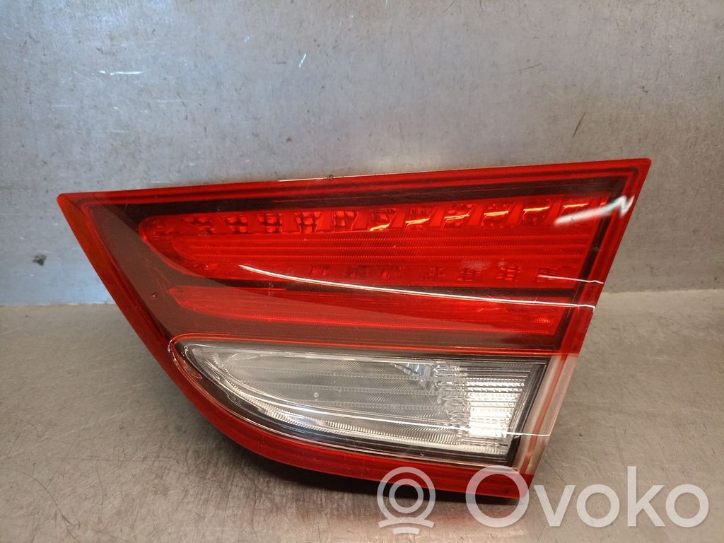 Hyundai i30 Aizmugurējais lukturis virsbūvē 