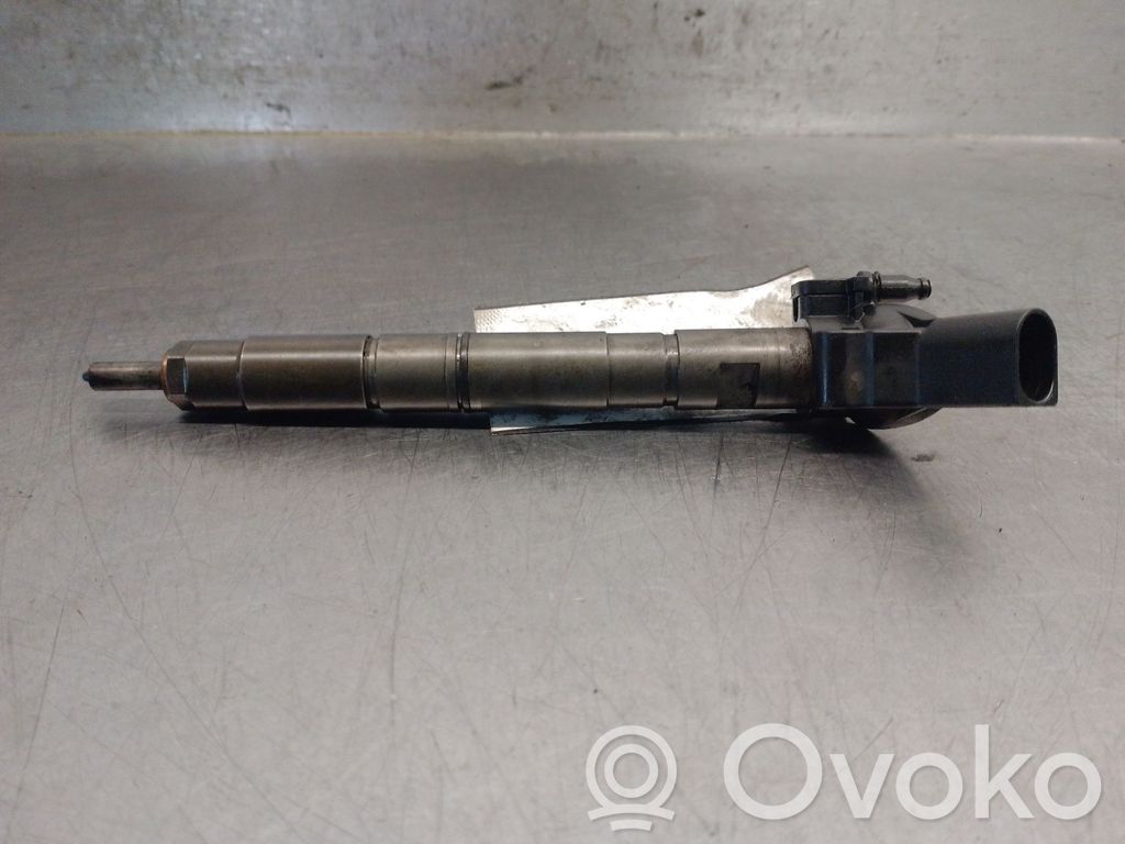 Audi A4 S4 B6 8E 8H Iniettore 