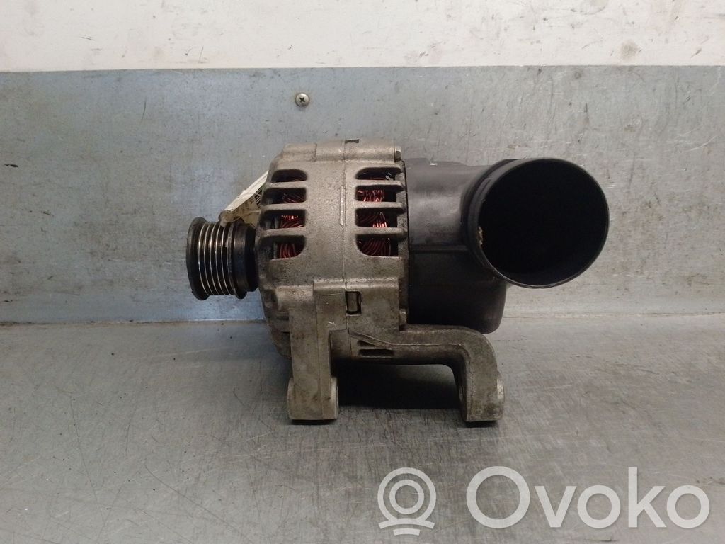 BMW 3 E46 Ģenerators 