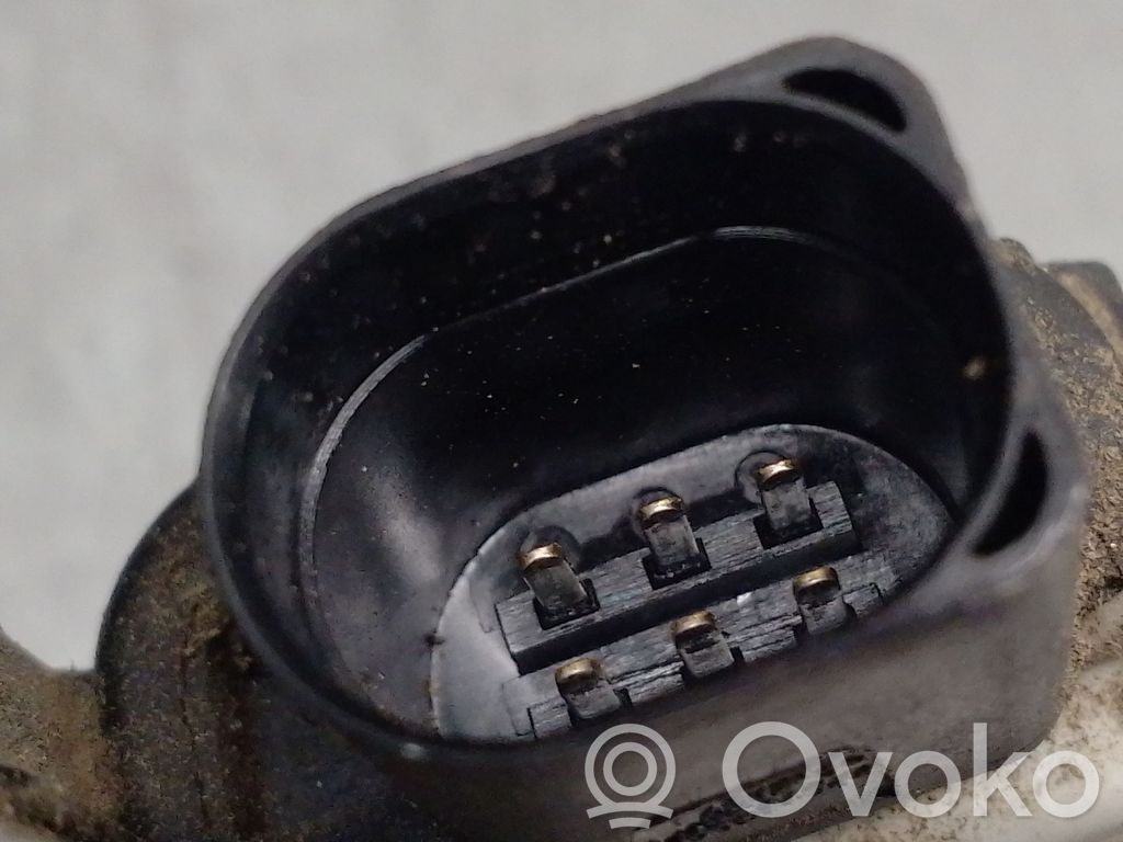 BMW X3 E83 Engine mount bracket 