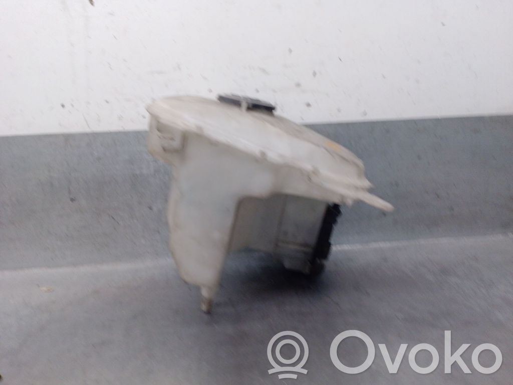 Toyota Corolla E110 Logu šķidruma tvertne 