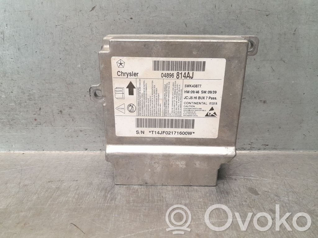 Module de contrôle airbag   04896814AJ,5WK43877