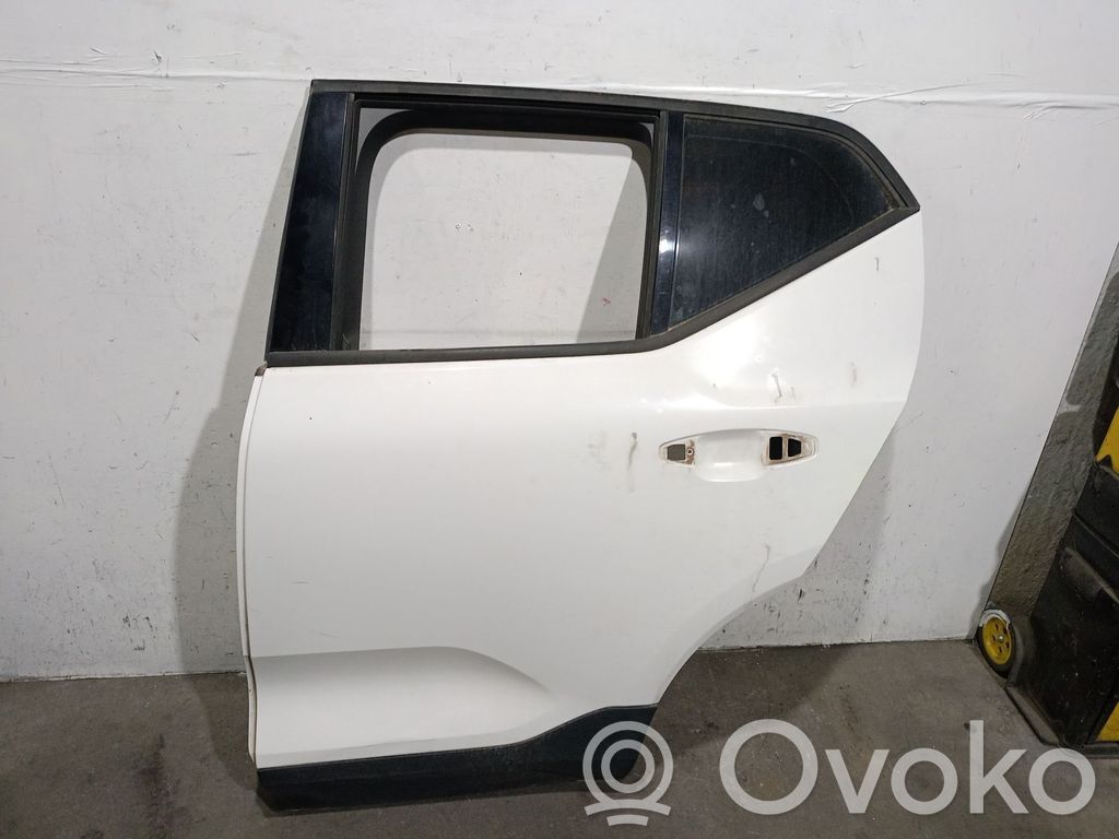 Volvo XC40 Galinės durys 