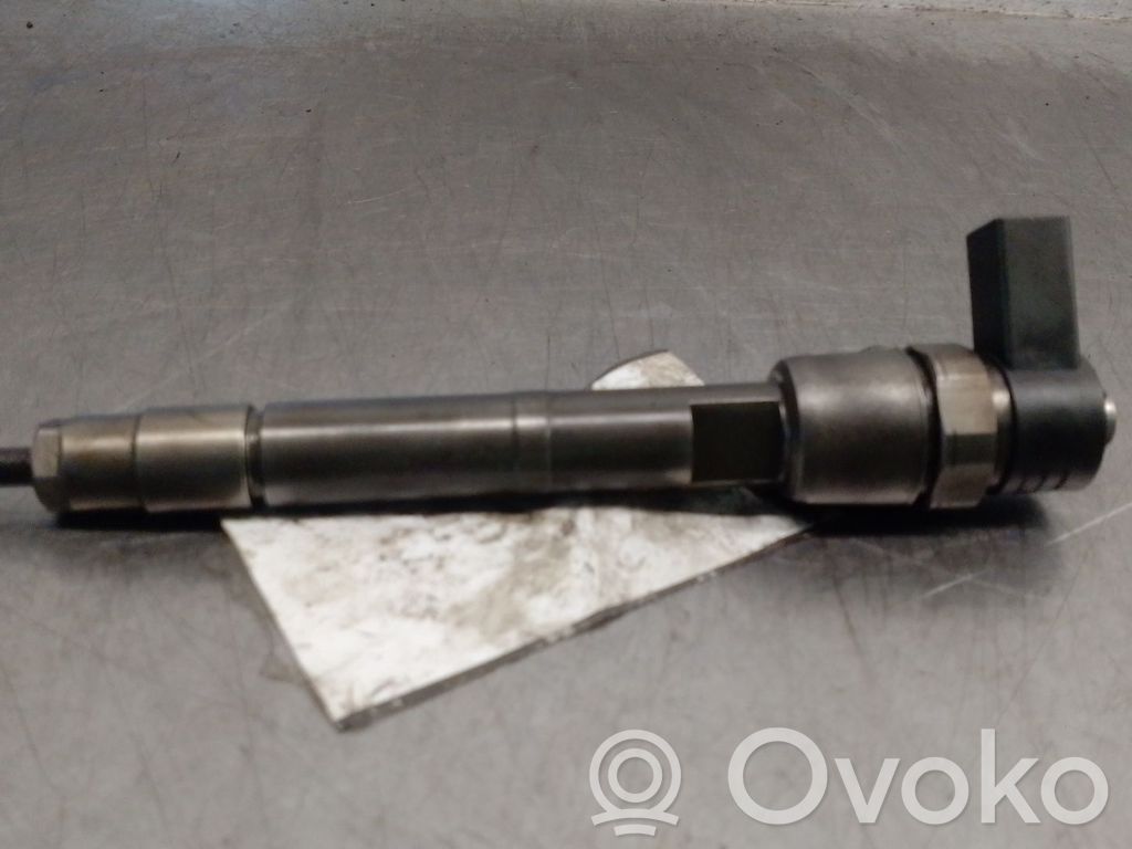 Mercedes-Benz E W211 Injector combustibil 
