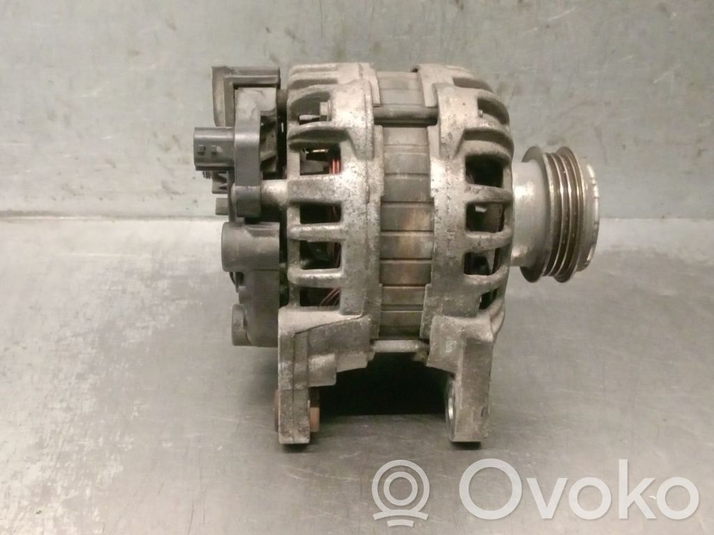 Renault Clio III Alternador 