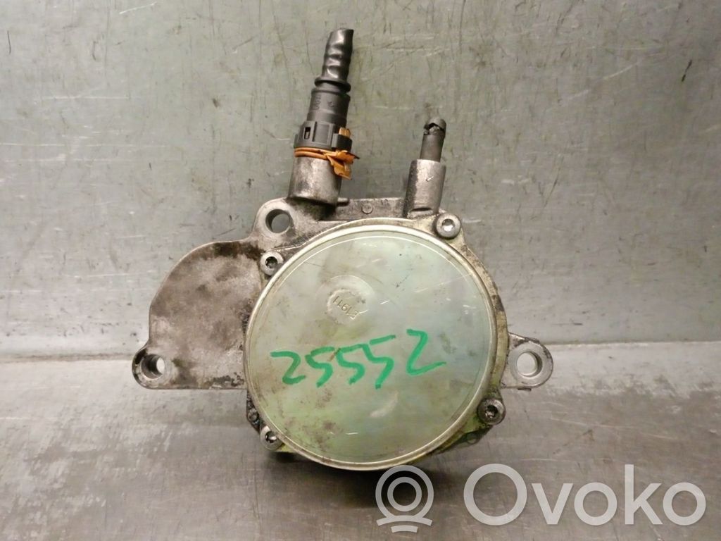 Opel Zafira B Pompa a vuoto 