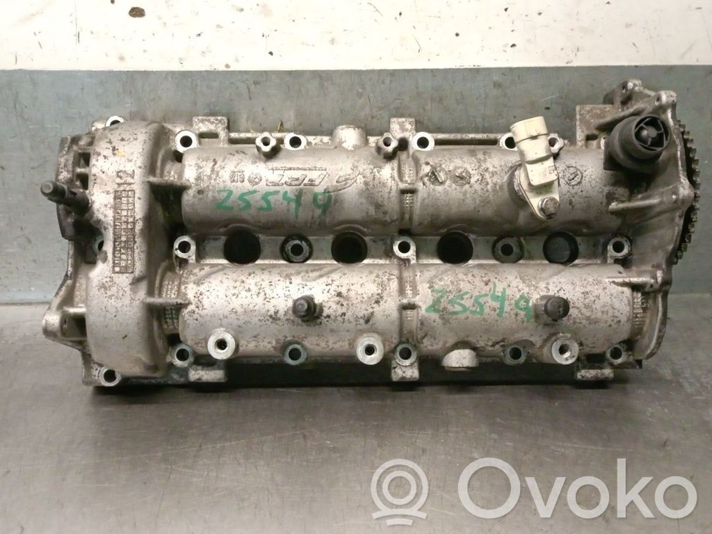 Opel Corsa D Głowica silnika 