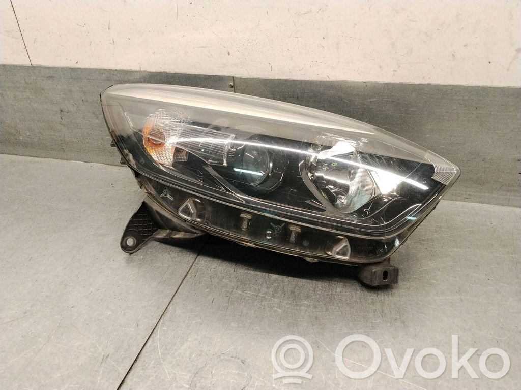 Renault Captur Phare frontale 