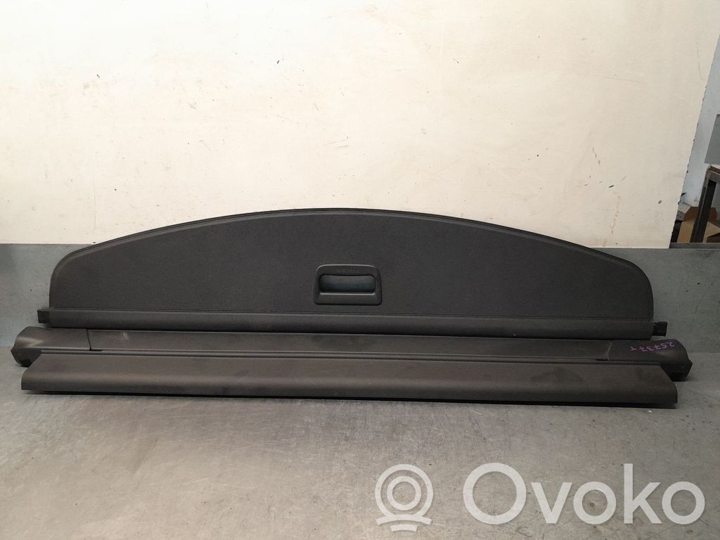 Seat Leon (5F) Hattuhylly 