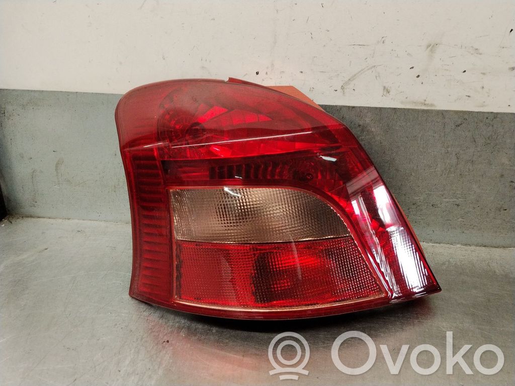 Toyota Yaris Lampă spate în caroserie 