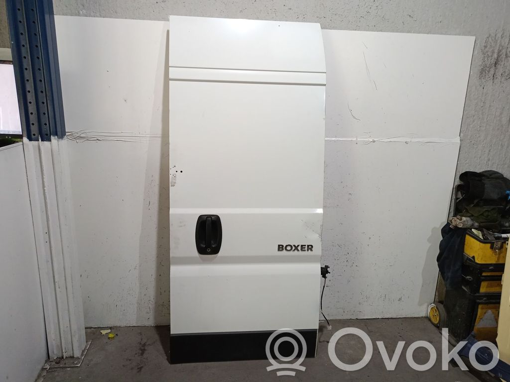 Peugeot Boxer Puerta trasera 